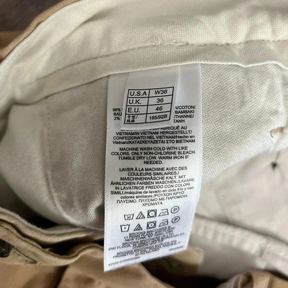 Brooks Brothers • Supima Cotton Flat Front Shorts - Picture 6 of 10